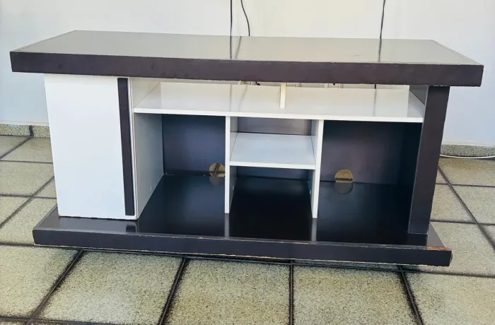 Rack TV para doação