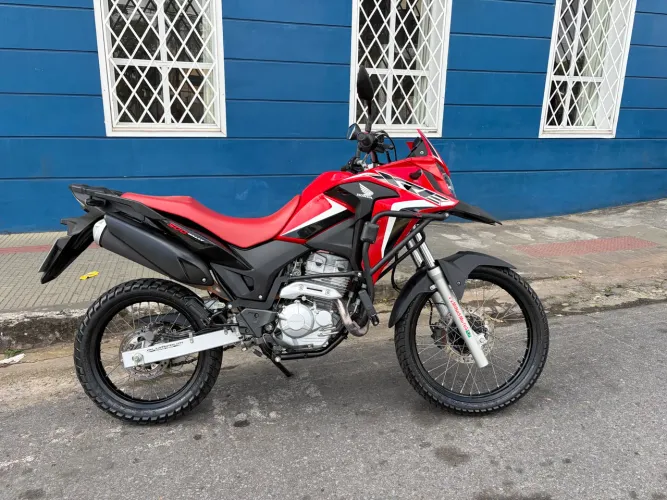 XRE 300 RALLY. ANO 2022 COM 28 MIL KM