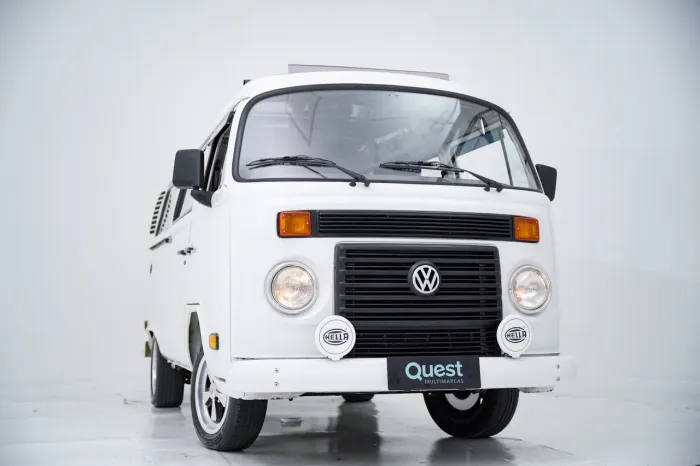 Volkswagen Kombi Lotação 1.4 MI Total Flex 8V 2013