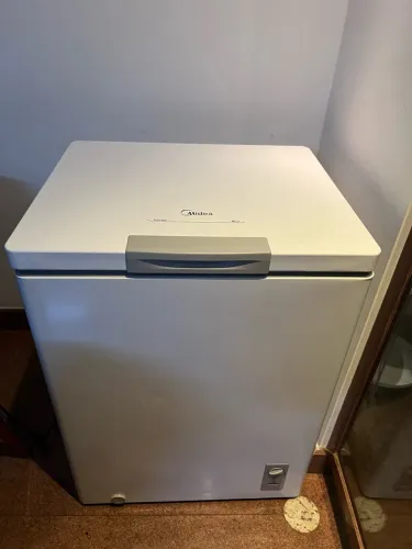Freezer vertical