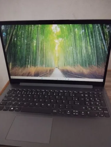 Notebook Lenovo Ideapad 3 Rizen 5 5500U 8GB 256GB AMD Radeon Graphics 15ALC6 
