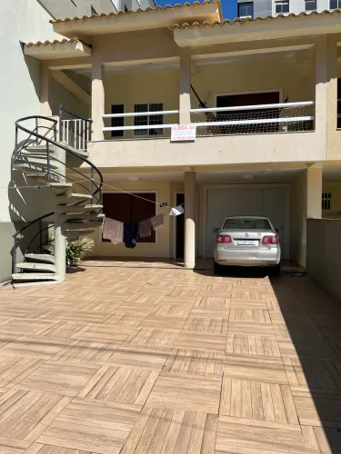 Vendo 3 apto de 2 dorm e um apto de 3 suítes