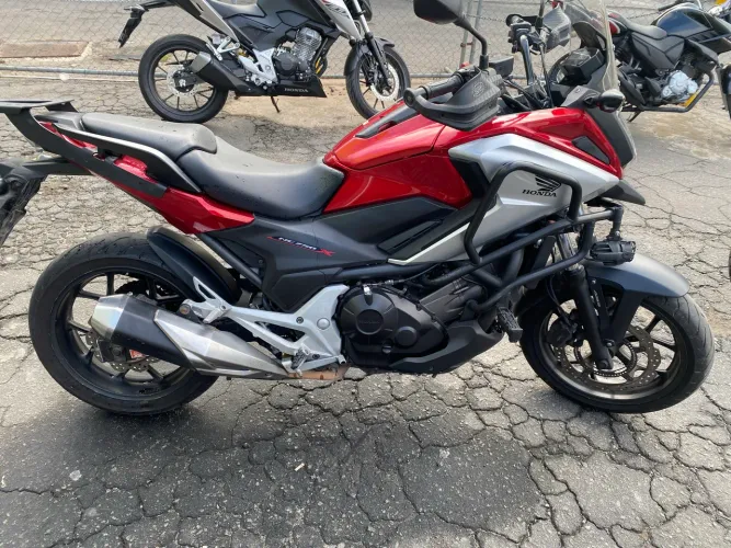 Promoção imperdível Honda NC750x 2018 (shalom veículo)