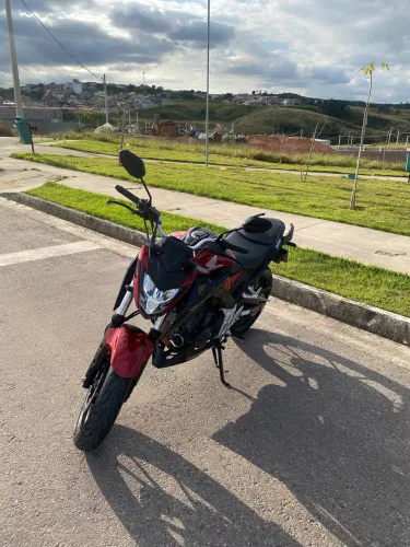 CB 300F 2025