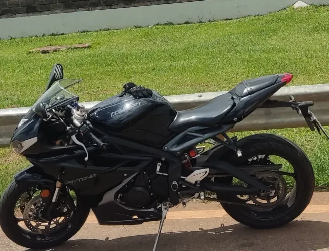 Triumph Daytona 675i 2014 Baixa KM Impecável Revisada