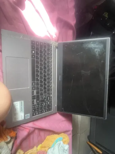 Notebook Samsung book E30