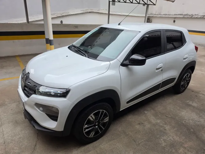 Renault Kwid Intense 1.0 Flex 12V 5P Mec. 2024