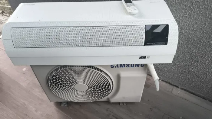 Ar condicionado Samsung Wind Free 12.000 BTUs