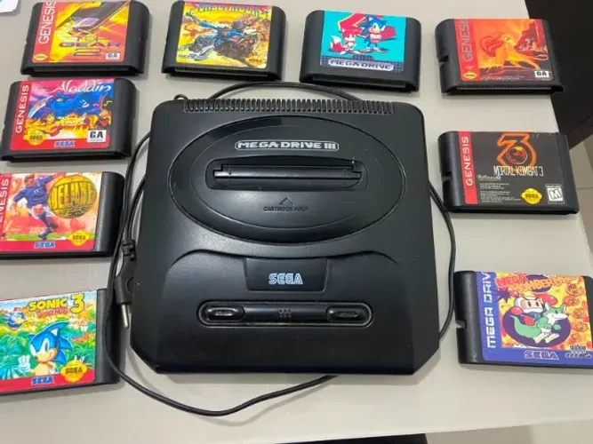 Mega Drive III Original Tec Toy + 9 Jogos - Sem controles