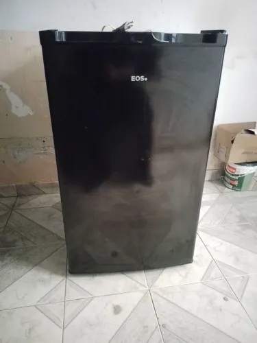 Frigobar Electrolux eos