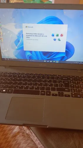 Notebook Samsung core i3 oitava geração ddr4 4GB