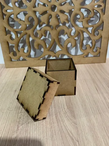 Caixinhas de lembranças ou decoração 