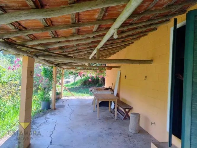 Sítio com 4 dormitórios à venda, 796000 m² por R$ 2.800.000,00 - Nha Luz - Salesópolis/SP