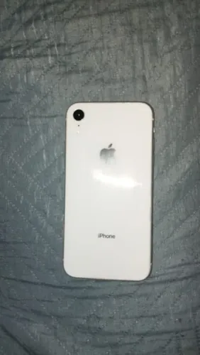 iPhone xr 64 gb 
