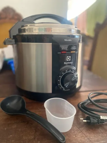 Panela elétrica de pressão Electrolux - Rita Lobo - 5 L