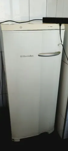 Freezer Eletrolux FE 18 super