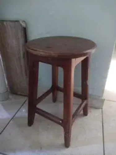 Banqueta de Madeira