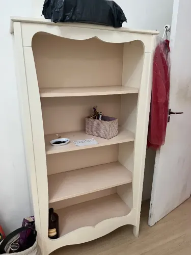 Estante quarto infantil