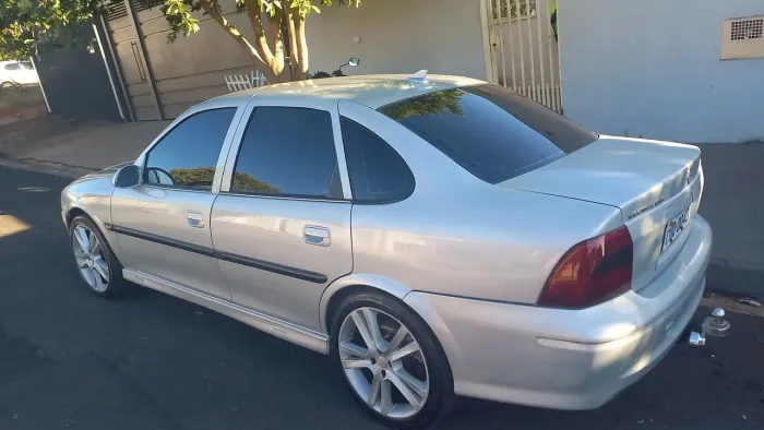 Chevrolet Vectra GLS/expres.2.2/ 2.0 E 2.0 CD 8V 2000