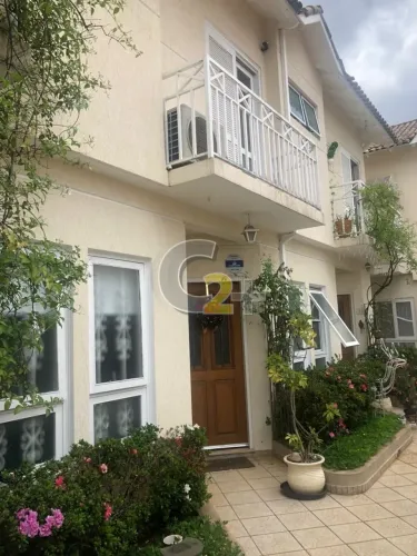 Casa de condominio á venda na Vila Romana, 3 quartos, 1 suíte, 1 vaga de garagem