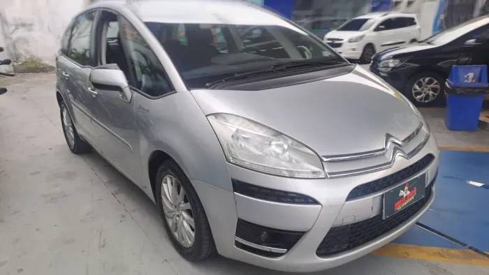 Citroen C4 GLX 2.0 Flex 16V 5P Aut. 2013