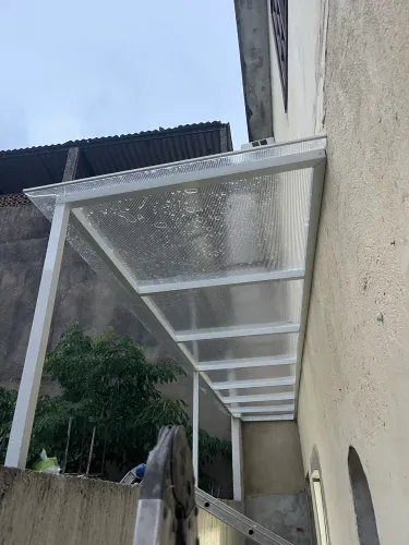 Cobertura policarbonato sob medida 