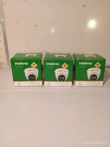 Lote de 3 câmeras Intelbrás 20 mt Multi-HD mod VHD 3220 D FULL HD
