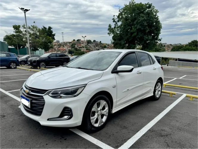 Chevrolet Onix Hatch Premier 1.0 12V TB Flex Aut. 4P 2020