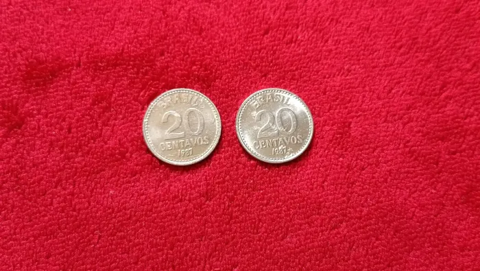 Kit 2 moedas antigas de 20 centavos de 1987
