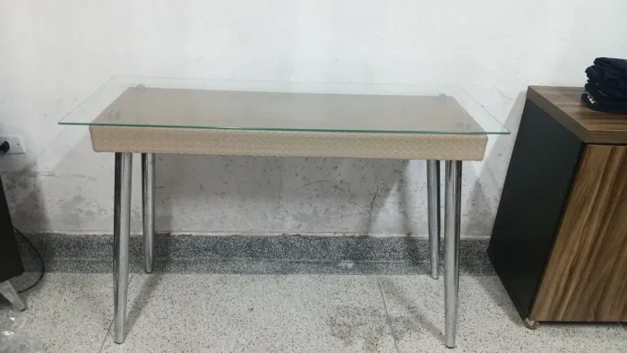 Aparador de vidro 