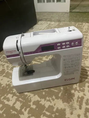 Máquina de costura