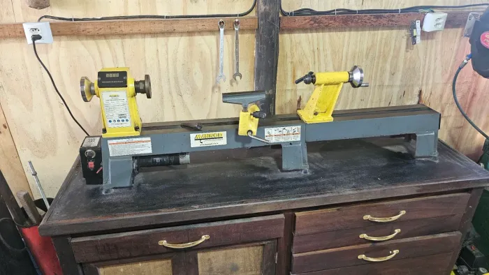 Torno para madeira Manrod