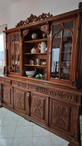 BUFFET E ARCA EM CEREJEIRA