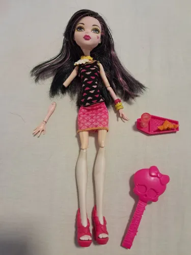 Monster High Draculaura Sangueteria