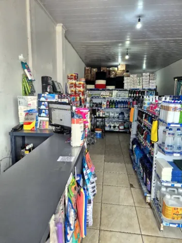 OPORTUNIDADE: Loja Completa de Produtos de Limpeza e Descartáveis (Porteira Fechada)