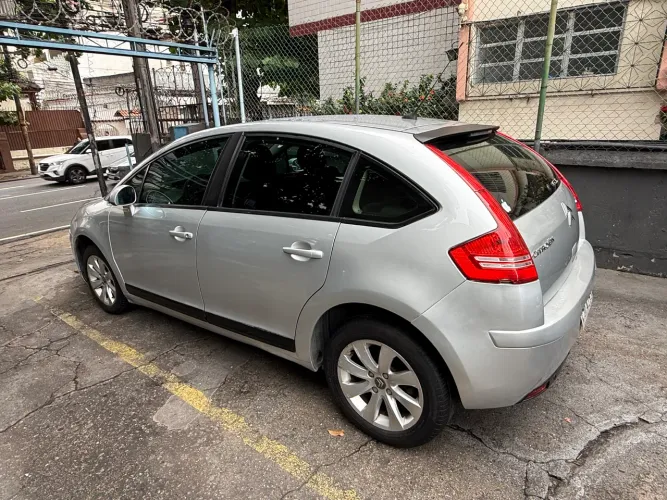 Citroen C4 GLX 1.6 Flex 16V 5P Mec. 2010