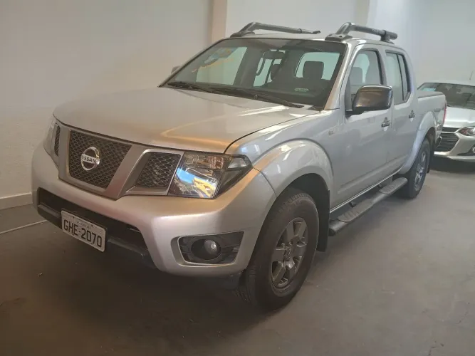 Nissan Frontier SV AT. CD 4X4 2.5 TB Dies. Aut. 2016