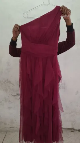 Vestido Cascata para Festas, Casamentos, Madrinhas, Convidadas. Aniversários e Formaturas.