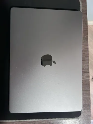 MacBook M2 Pro