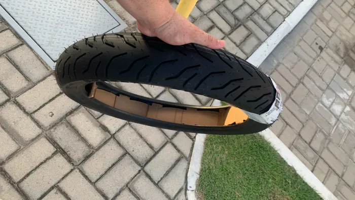 Pneu vipal 100/80 pra factor 150
