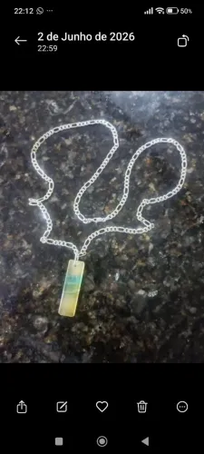 Um cordão de prata