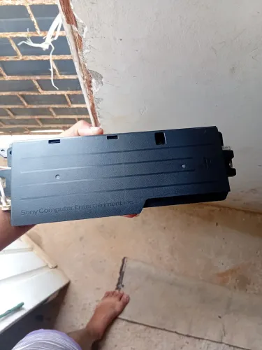 Fonte original do ps3 slim pra v/t