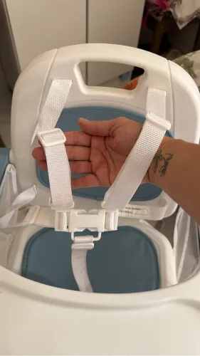 Cadeirinha de alimentação