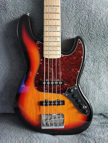 Baixo SX Jazz Bass - 5 Cordas - PreAmp Sire 