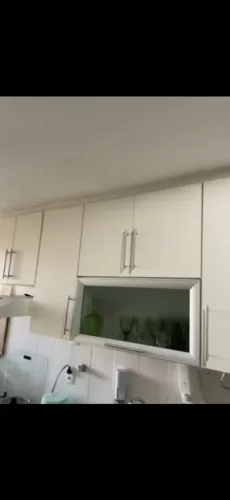 ARMÁRIO DE COZINHA