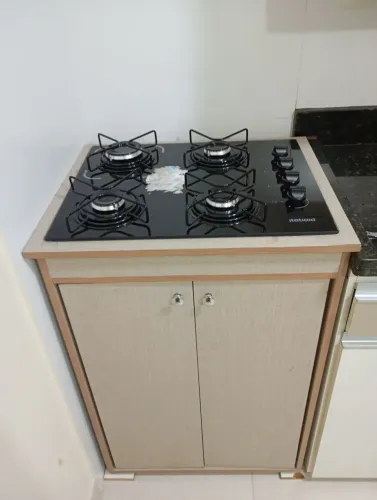 Cooktop Itatiaia 4 Bocas Vidro Temperado + Balcão Armário de 2 Portas
