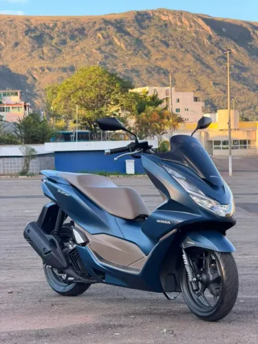 PCX 160 DLX ANO 2024 5.000KM