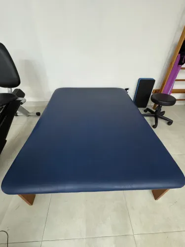 Tablado divã baixo fisioterapia 
