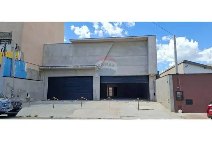 Galpão para locação, Bairro Vianelo, Jundiaí, São Paulo 268 m² construídos
