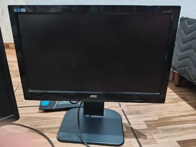 Monitor AOC 19" 1600x900 60hz